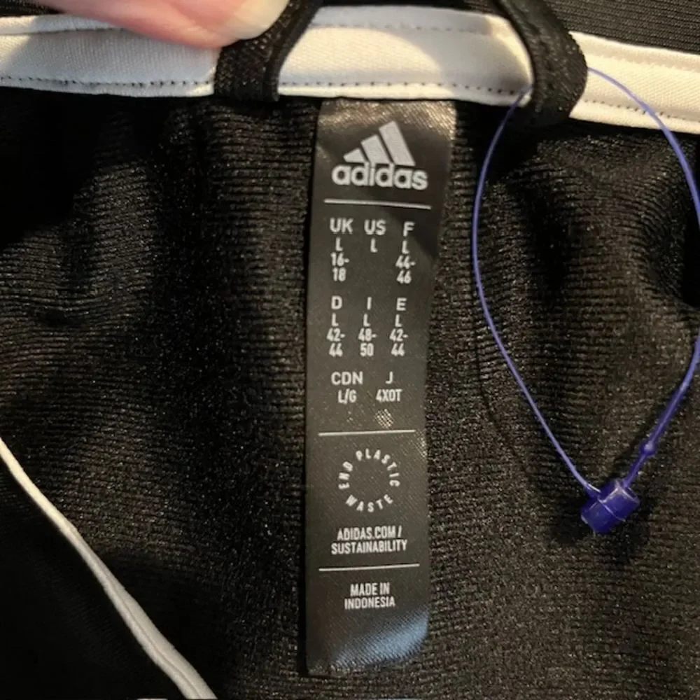 NWOT Adidas Tricot Jacket Youth Black 3 Stripe Size‎ Large